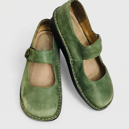 SIGNATURE FLAT SHOES