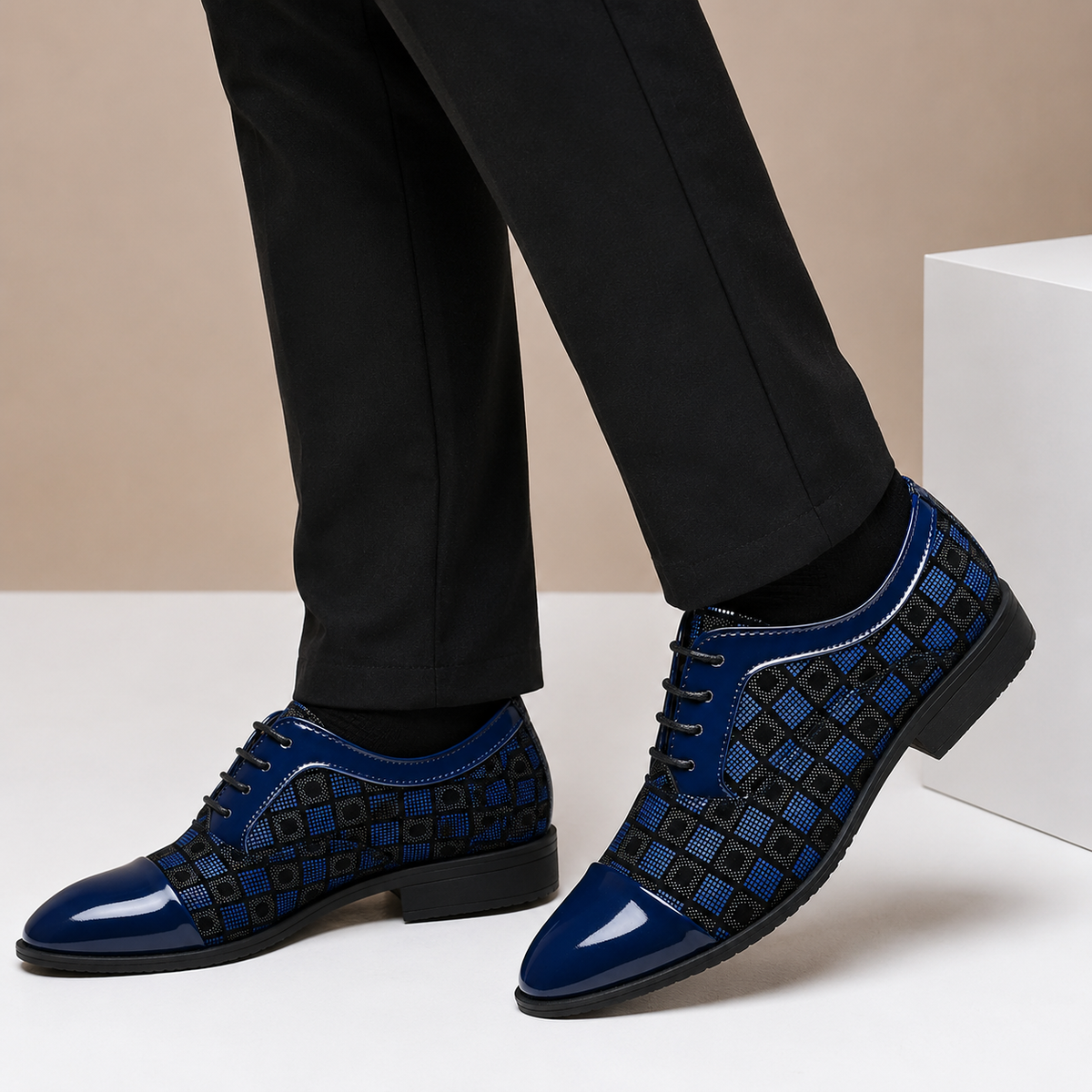 Holloway Patterned Leather Shoes