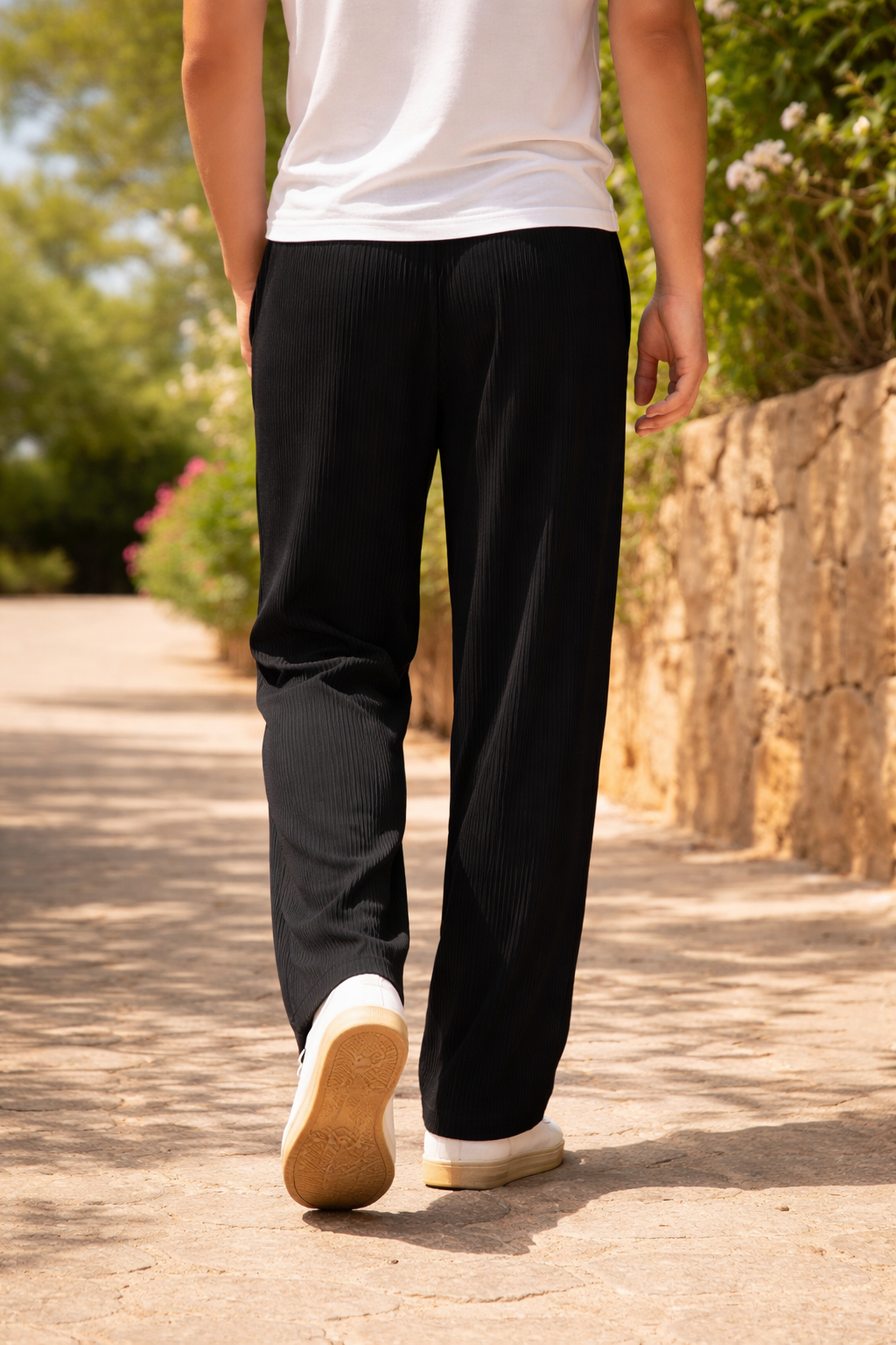 Arlo | Men’s Pleated Tapered Trousers Elastic Waist Lightweight