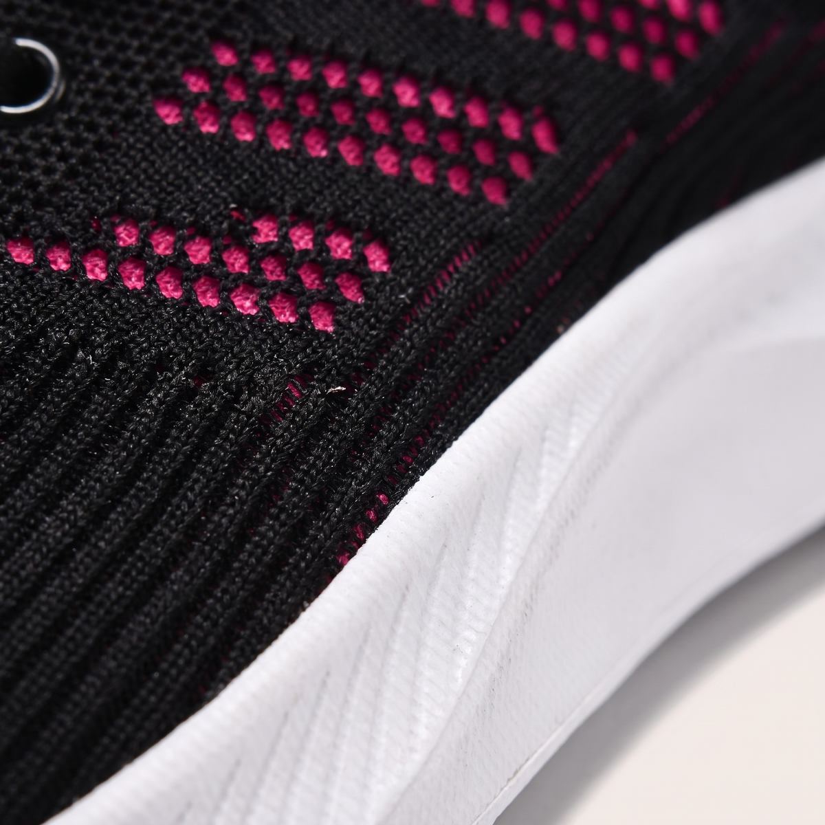 FLORENCE KNIT WALKING TRAINERS